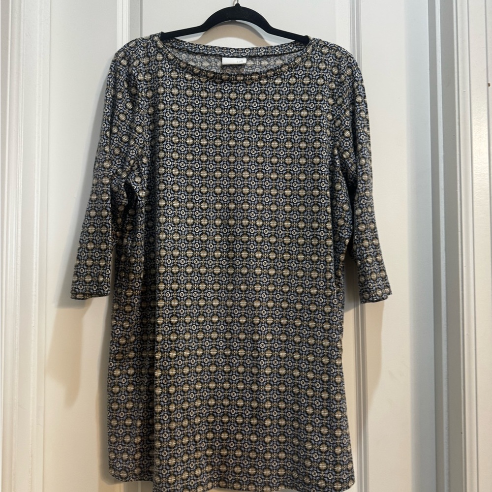 J JILL Blue/Gray  Floral Tunic Large Round Neck 3/4 Sleeve Armpit To Armpit 23”